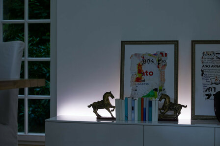 Ledstrip voor binnenverlichting met dimbare kleuren zelfklevend ZigBee app bediening 180 centimeter lengte wit kunststof