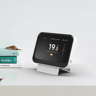 Thermostaat voor cv boilers en warmtepompen met wifi bediening en inzicht in verbruik