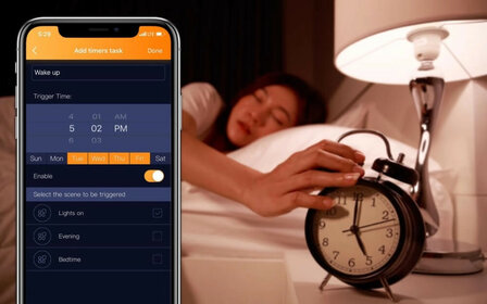 AduroSmart E27 led lamp voor binnenverlichting met warm witte dimbare verlichting en draadloze bediening
