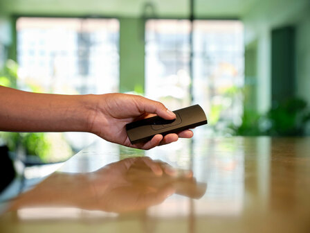 Afstandsbediening voor rolgordijnen met een kanaal draadloos bereik tot 30 meter voor binnengebruik
