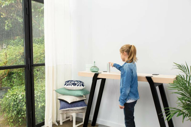 Weerstation voor binnen en buiten met app bediening draadloze installatie meet temperatuur luchtvochtigheid en CO2