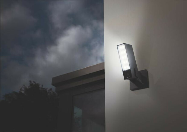 Outdoor beveiligingscamera voor buiten met draadloze wifi bediening infrarood nachtzicht en schijnwerper