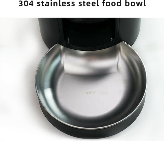 Voerautomaat voor huisdieren met wifi bediening en stemopnamefunctie