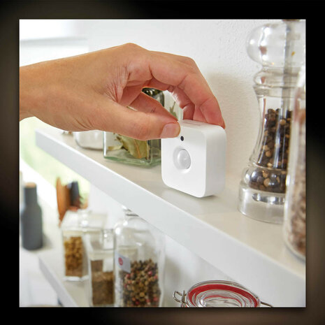 Bewegingssensor voor slimme verlichting met Zigbee 3 0 draadloze communicatie en daglichtsensor