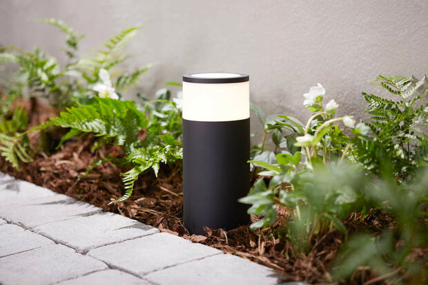 Sokkellamp voor buiten met Zigbee communicatie en IP65 waterbestendig